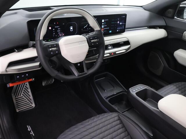KIA EV4 Fastback GT-PlusLine 81.4 kWh | Trekhaak | Panoramaschuifdak | Head-up display | Stoelventilatie voorstoelen | Harman Kardon |