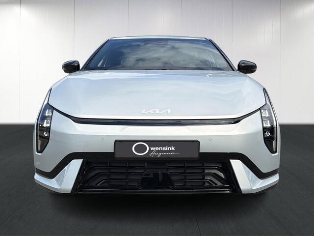 KIA EV4 Fastback GT-Line Business Edition 81.4 kWh | Stoel- en stuurwielverwarming | Adaptieve Cruisecontrol | Privacy glass | Achteruitrijcamera | Elektrisch verstelbare voorstoelen |