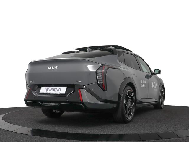KIA EV4 Fastback GT-PlusLine 81.4 kWh - *DEMO* - Head-up Display - 360 Camera - Stoelverwarming/ventilatie - Glazen Schuif-/kanteldak - Elektrisch verstelbare voorstoelen - Dodehoekcamera - Fabrieksgarantie tot 2032 Direct leverbaar!