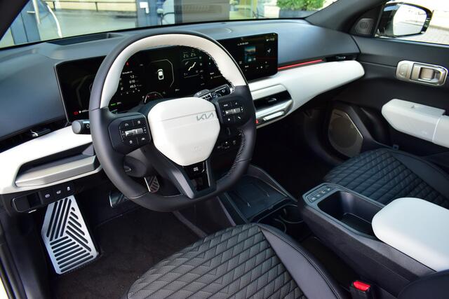 KIA EV4 Fastback GT-PlusLine 81.4 kWh | Direct leverbaar | Demo model I Meest complete uitvoering met grote accupakket | 10Jr.Garantie