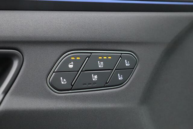 KIA EV5 GT-PlusLine 81.4 kWh | Pano | Memory | Stoel- Stuurverw. | Stoelvent. | HUD | Adapt. Cruise | Harman/Kardon | Dodehoek | Elek. klep