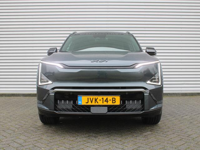 KIA EV5 GT-PlusLine 81.4 kWh | Schuifdak | Stuur-/stoelverwarming + ventilatie | Warmtepomp | 360 Camera | Elek. stoelverst. | Leer | HUD | LED | 19" LM |