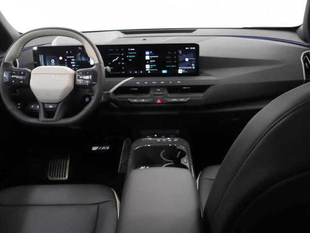 KIA EV5 GT-Line 81.4 kWh | Panoramaschuifdak | Harman Kardon | Led-Matrix | Stoelverwarming voor en achter | Zwarte hemelbekleding |