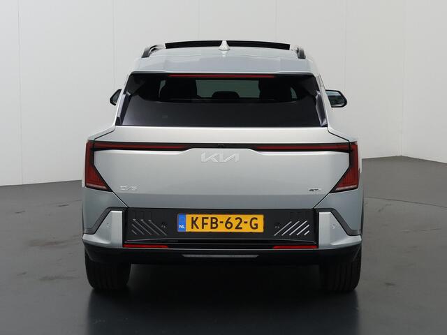 KIA EV5 GT-Line Business Edition 81.4 kWh | Panoramaschuifdak | Led Koplampen | Stoelverwarming voor en achter | Zwarte hemelbekleding |p | Stoelventilatie | Adaptieve cruise control |