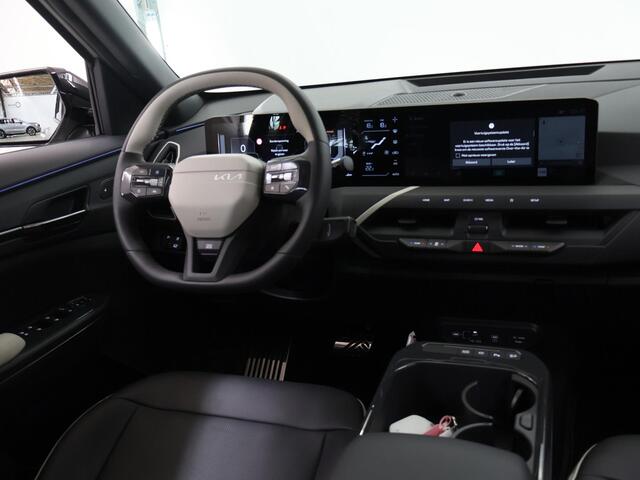 KIA EV5 GT-Line Business Edition 81.4 kWh | Panoramaschuifdak | Led Koplampen | Stoelverwarming voor en achter | Zwarte hemelbekleding |p | Stoelventilatie | Adaptieve cruise control |