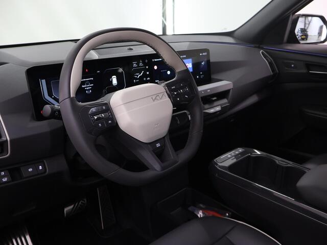 KIA EV5 GT-Line Business Edition 81.4 kWh | Panoramaschuifdak | Led Koplampen | Stoelverwarming voor en achter | Zwarte hemelbekleding | Adaptieve cruise control |