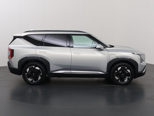 KIA EV5 Air 81.4 kWh | Privacy glass | Stoelverwarming | Dodehoekassistentie | Adaptieve cruise control | Parkeersensoren voor+ achter | Achteruitrijcamera |