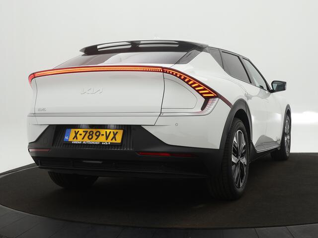 KIA EV6 Light 58 kWh - Navigatie - Apple Carplay/Android Auto - Climate Control - Privacy Glass - Fabrieksgarantie tot 02-2031
