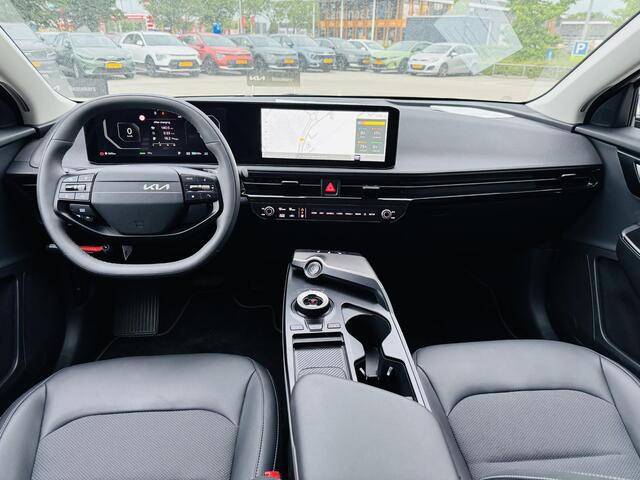 KIA EV6 Light Edition 63 kWh Voordeligste EV6 NW model van NL ! | NW staat ! | BTW Auto ! | 4370 km !
