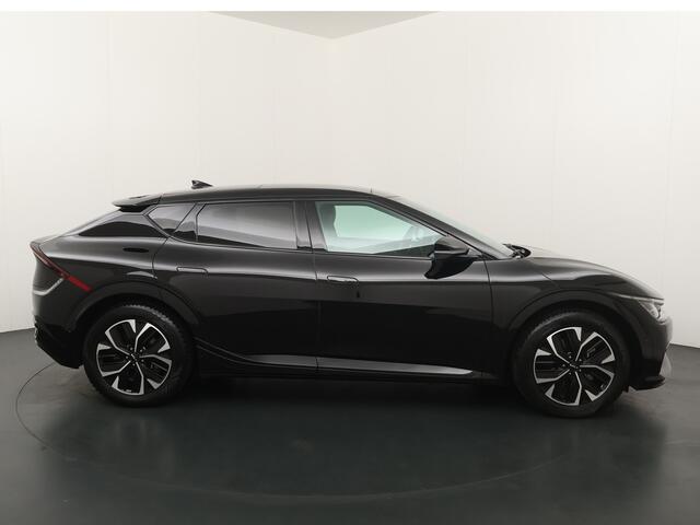 KIA EV6 GT-Line 77.4 kWh - Elektrisch glazen schuif-/kanteldak - Apple Carplay/Android Auto - Fabrieksgarantie tot 05-2029