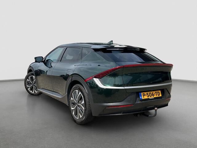 KIA EV6 Air 58 kWh Automaat | Camera | Navi | Uniek! - Forest Green | 19" Velgen | H-Leder | Clima | Stuur-/Stoelverwarming | Trekhaak | PDC | Cruise | LED |