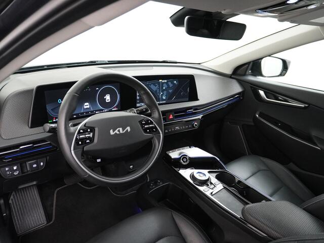 KIA EV6 Plus 77.4kWh Leer Warmtepomp 20"Apple Carplay Android Auto Adap. Cruise Camera Navi Ecc Stoel(+Geventileerd)+Bank+Stuur-Verwarmd Elek.Verst.Stoelen Keyless DAB PDC Elek.Achterklep Led Regen-Lichtsensor Verkeersbord detectie Connected Services Bluetooth Ui