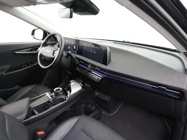 KIA EV6 Plus 77.4kWh Leer Warmtepomp 20"Apple Carplay Android Auto Adap. Cruise Camera Navi Ecc Stoel(+Geventileerd)+Bank+Stuur-Verwarmd Elek.Verst.Stoelen Keyless DAB PDC Elek.Achterklep Led Regen-Lichtsensor Verkeersbord detectie Connected Services Bluetooth Ui