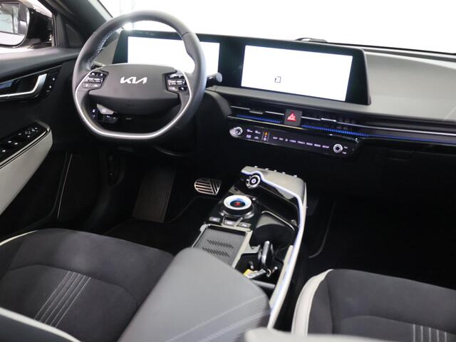 KIA EV6 GT-Line 77.4 kWh | Parkeercamera 360°| Stoelverwarming/Koeling | Cruise Control Adaptief | Elektr. Achterklep | Navigatie |