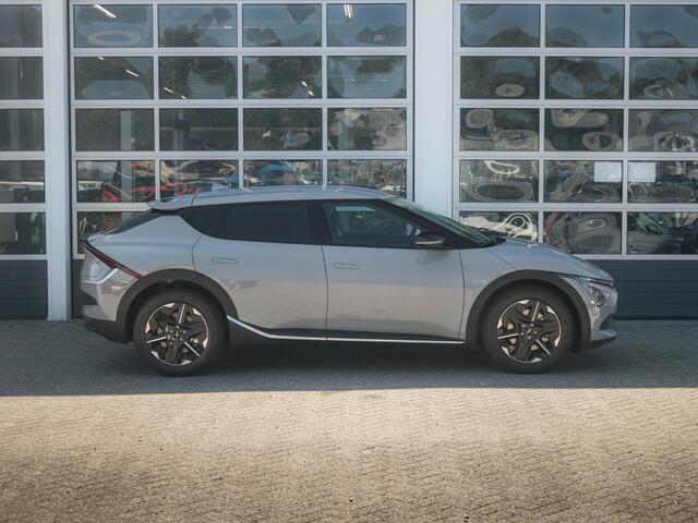 KIA EV6 Light Edition 63 kWh l Direct leverbaar l Wolf Grey l 428 km Actieradius