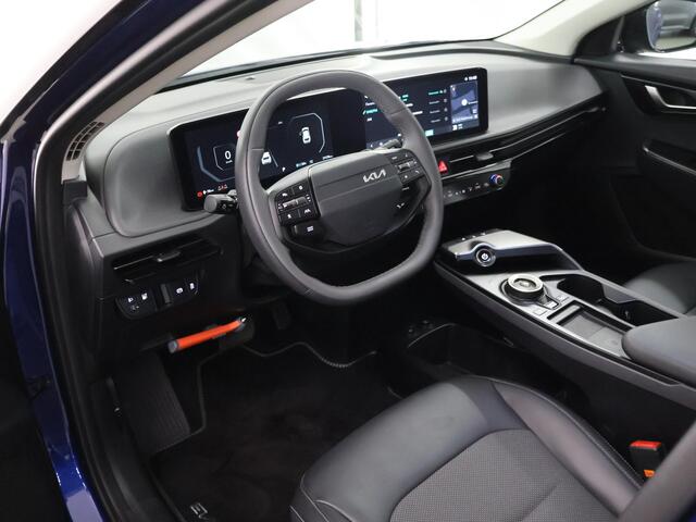KIA EV6 Light Edition 63 kWh | Parkeercamera | Keyless Entry | Stoelverwarming | Apple Carplay | Android Auto |