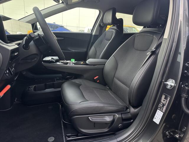 KIA EV6 Light Edition 63 kWh Elektromotor 125kW (A) | Demo | Stoel / stuurverwarming | Adaptive cruise controle | Parkeercamera / sensoren voor en achter |