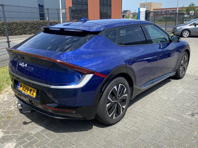 KIA EV6 Plus 77.4 kWh NL-auto met o.a. stoel-/stuur-/achterbankverwarming, trekhaak, navigatie, LED, etc.