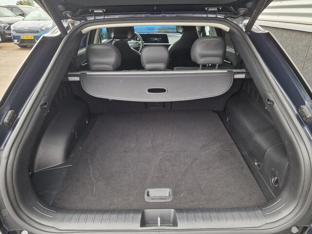 KIA EV6 Plus 77.4 kWh Trekhaak, BTW-auto! 1e eign. NL-auto! SOH 100%, Navigatie, Stoelkoeling, Stoelverwarming, Stuurwiel verwarmd, Dodehoekdetectie, Leder, LED, Elek. bestuurdersstoel