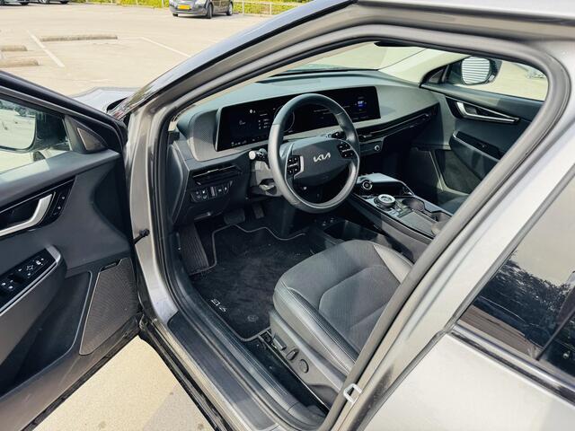 KIA EV6 Plus 77.4 kWh Trekhaak | 1e Eigenaar BTW Auto | 800v laden | Stoelkoeling & Stoel- + StuurVerwarming