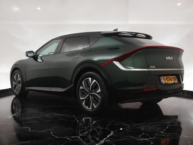 KIA EV6 58kWh Plus (SOH 97,7%) - Lederen bekleding - Navigatie - Elektr. stoelen - Stoel- en stuurverwarming - Afneembare trekhaak - Fabrieksgarantie tot 04-2030