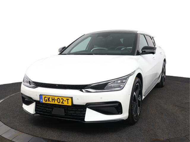 KIA EV6 GT-Line 77.4 kWh Stoelverwarming -/ ventilatie - Elektrisch verstelbare voorstoelen - Apple Carplay/Andoid Auto - Achteruitrijcamera - Climate Control - Fabrieksgarantie tot 2031