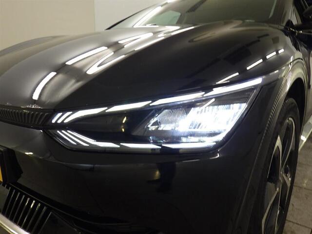 KIA EV6 Plus Advanced 77.4 kWh SOH 98% | ADAPTIEVE CRUISECONTROL | NAVIGATIE | PANORAMADAK | VERWARMDE VOORSTOELEN | FULL LED PAKKET | AIRCO / ECC | ACHTERUITRIJCAMERA | PARKEERSENSOREN ACHTER |