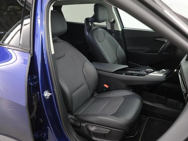KIA EV6 Light Edition 63 kWh | Nieuw Model | Parkeercamera | Keyless Entry | Stoelverwarming | Apple Carplay/Android Auto |