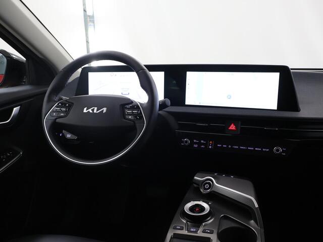KIA EV6 Air 58 kWh | SOH 100% | Trekhaak | Navigatie | Parkeercamera | Stoelverwarming | Keyless Go |