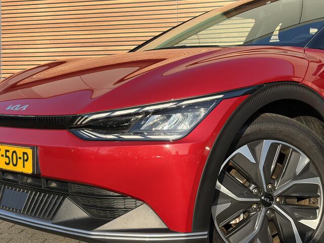 KIA EV6 Light 77.4 kWh Trekhaak / SOH 100% / Navigatie / Camera