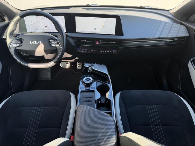KIA EV6 GT-Line AWD 77.4 kWh / 325 Pk / Fabrieksgarantie tot 12-2028 / Dealer Onderhouden / HUD / 360 Camera / Dodehoek / Navigatie / Apple Carplay & Android Auto / Stoelverwarming & Stuurwielverwarming / Stoelventilatie / Elektr. Stoelen / Meridian Surround Audi