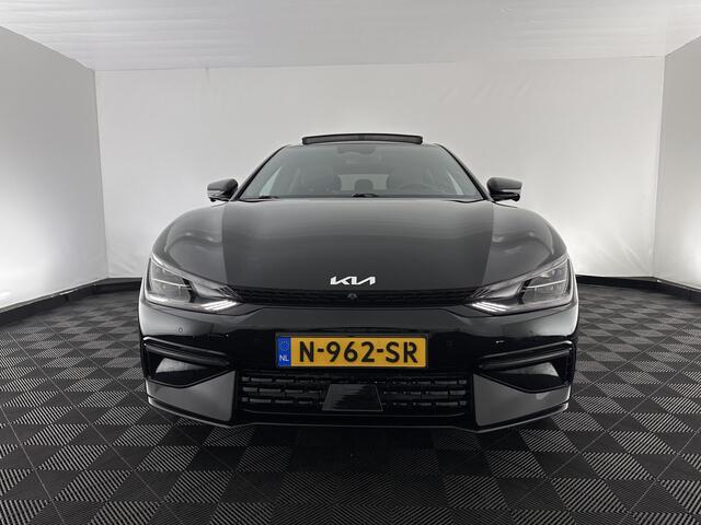 KIA EV6 GT-Line 77.4 kWh (INCL-BTW) Aut. *PANO | HEAD-UP | LEATHER-ALCANTARA | ADAPTIVE-CRUISE | DIGI-COCKPIT | MERIDIAN-AUDIO | MEMORYPACK | FULL-LED | KEYLESS | TOPVIEW | DAB | BLINDSPOT | NAVI-FULLMAP | 19''ALU*