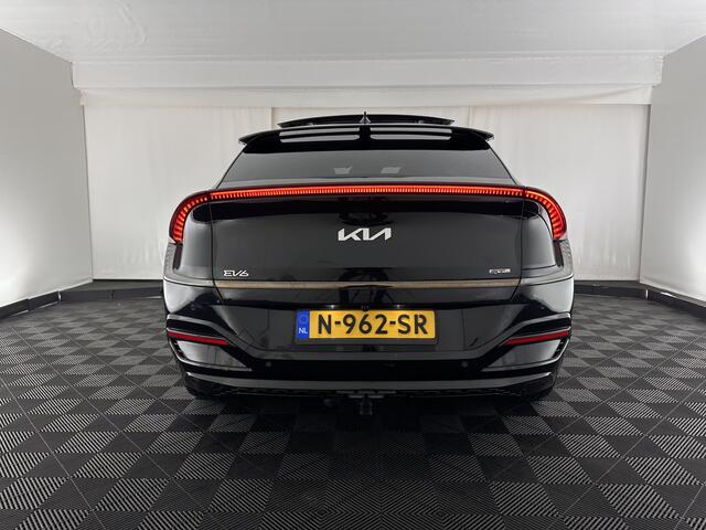 KIA EV6 GT-Line 77.4 kWh (INCL-BTW) Aut. *PANO | HEAD-UP | LEATHER-ALCANTARA | ADAPTIVE-CRUISE | DIGI-COCKPIT | MERIDIAN-AUDIO | MEMORYPACK | FULL-LED | KEYLESS | TOPVIEW | DAB | BLINDSPOT | NAVI-FULLMAP | 19''ALU*