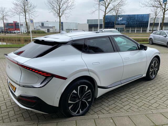 KIA EV6 GT-Line 77.4 kWh voor info bel 0492-588951 // 1 eigenaar // dealeronderhouden roel@vdns-kia.nl 0492-588951
