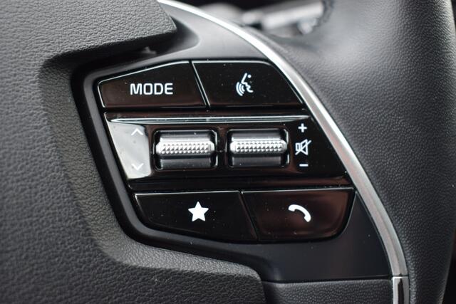 KIA EV6 Light Edition 58 kWh | Trekhaak | Stuur + Stoelverwarming | Navigatie | Camera | Tot 10Jr. Kia-garantie |