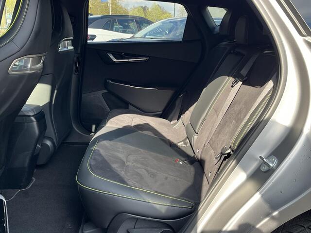 KIA EV6 GT AWD 77.4 kWh SOH 92% | 585PK! MAT GRIJS|KIA GARANTIE 7 JAAR!!| FULL OPTION| STOEL +STUURVERWARMING| ACHTERBANK VERWARMD| MERIDIAN AUDIO| DODE HOEK SENSOR| 360 CAMERA| RECENT ONDERHOUD GEHAD|