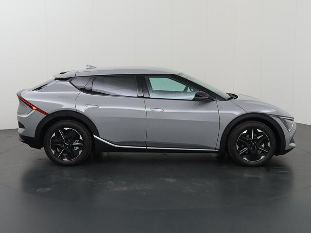 KIA EV6 Light Edition 63 kWh | Stoelverwarming | Adaptieve cruise control | Parkeersensoren | Stuurwiel verwarmd |