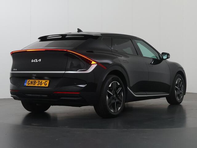 KIA EV6 Light Edition 63 kWh | Facelift | Parkeercamera | Keyless Entry | Stoelverwarming | Apple Carplay/Android Auto | Led Koplampen | 19" |