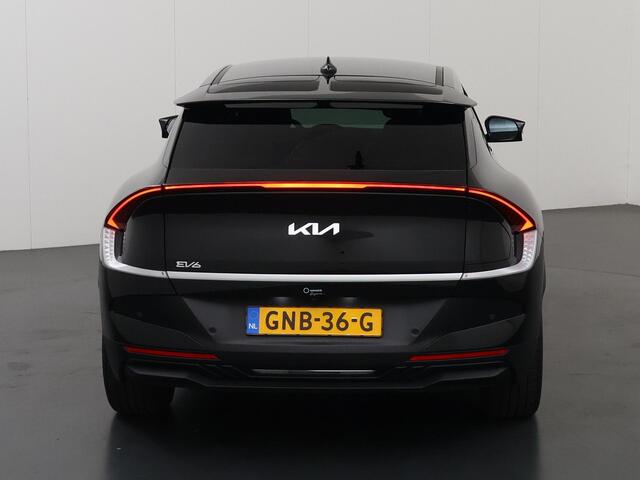 KIA EV6 Light Edition 63 kWh | Facelift | Parkeercamera | Keyless Entry | Stoelverwarming | Apple Carplay/Android Auto | Led Koplampen | 19" |