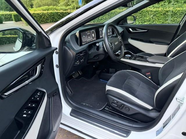 KIA EV6 GT-Line 77.4 kWh SOH 100%/Trekhaak/360Camera/Matrix/Fabrieksgarantie