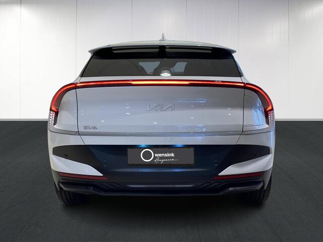 KIA EV6 Light Edition 63 kWh | Stoelverwarming | Adaptieve cruise control | Parkeersensoren | Stuurwiel verwarmd |