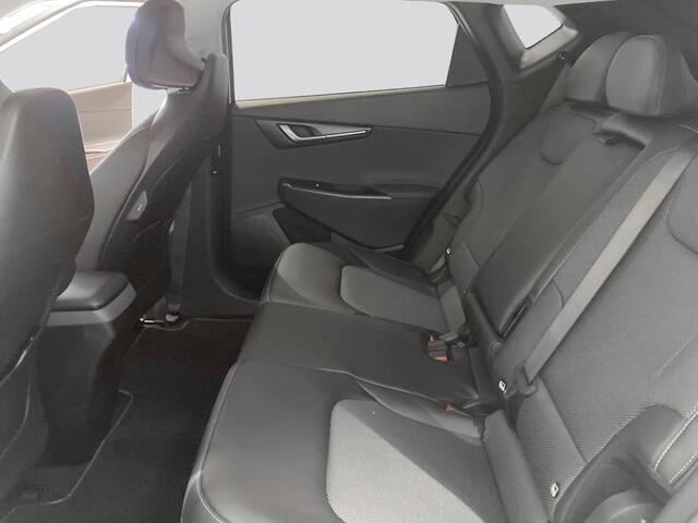 KIA EV6 Light Edition 63 kWh | Stoelverwarming | Adaptieve cruise control | Parkeersensoren | Stuurwiel verwarmd |