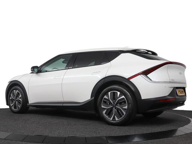 KIA EV6 Light Edition 58 kWh Automaat SOH 98,4% - Stoel-/ Stuurverwarming - Carplay/Android Auto - Camera - Fabrieksgarantie Tot 2031