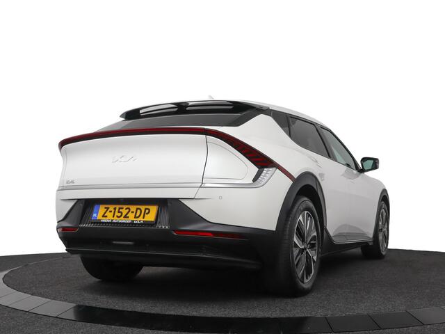 KIA EV6 Light Edition 58 kWh Automaat SOH 98,4% - Stoel-/ Stuurverwarming - Carplay/Android Auto - Camera - Fabrieksgarantie Tot 2031