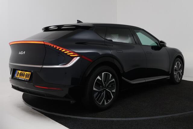 KIA EV6 Plus 77.4 kWh (STOELVERWARMING, STUURVERWARMING, CAMERA, 1e EIGENAAR, DEALER ONDERHOUDEN)