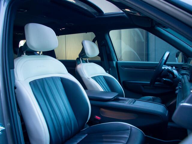 KIA EV9 Launch Edition GT-Line AWD 6p. 99.8 kWh l Massage l Stoelkoeling l Schuif- /kantel dak l Stuurverwarming l Trekhaak l 7 persoons