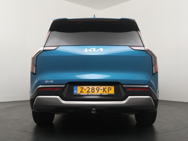 KIA EV9 Launch Edition 99.8 kWh - SOH 98,8% - Trekhaak - Adaptief Cruise Control - LED Verlichting - 7 Zitplaatsen - Massage stoelen - Fabrieksgarantie tot en met 29-05-2031