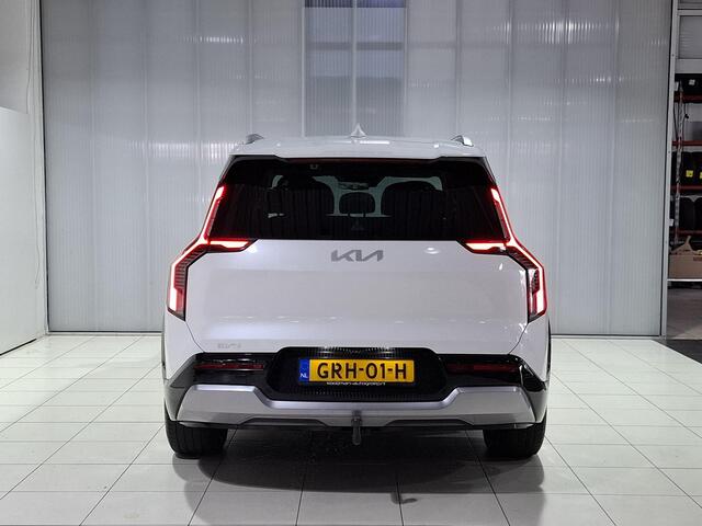 KIA EV9 Plus AWD 99.8 kWh Trekhaak, 2500 kilo trekgewicht, Schuif kanteldak, Stoel verkoeling, stoel verwarming.