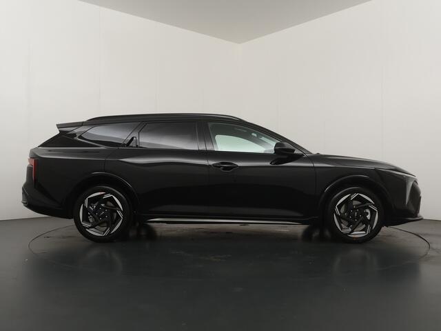 KIA K K4 1.0 T-GDi MHEV GT-Line Launch Edition (pano) - Elektrische Bestuurdersstoel - Stoel-/Stuurverwarming - Adaptieve Cruise Control - Climate Control - Fabrieksgarantie t/m 2033