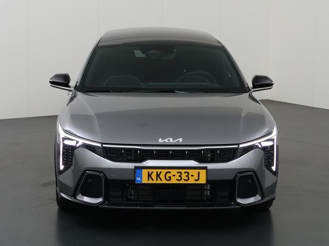 KIA K K4 1.0 T-GDi MHEV GT-Line Launch Edition | | Glazen schuif/kanteldak | Full LED-koplampen | Stuurwielverwarming | Stoelverwarming |